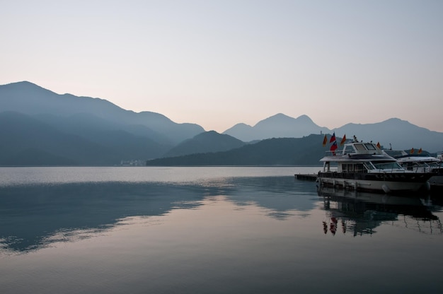 Barco em Sun Moon Lake Taiwan