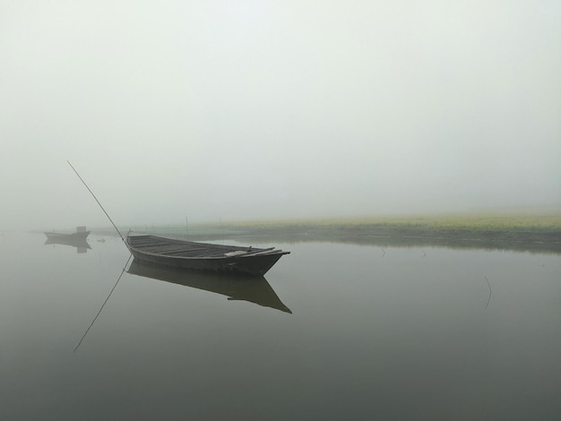 Foto barco na vila de bangladesh