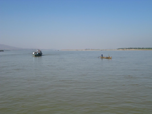 El barco en el río Irrawaddy Myanmar