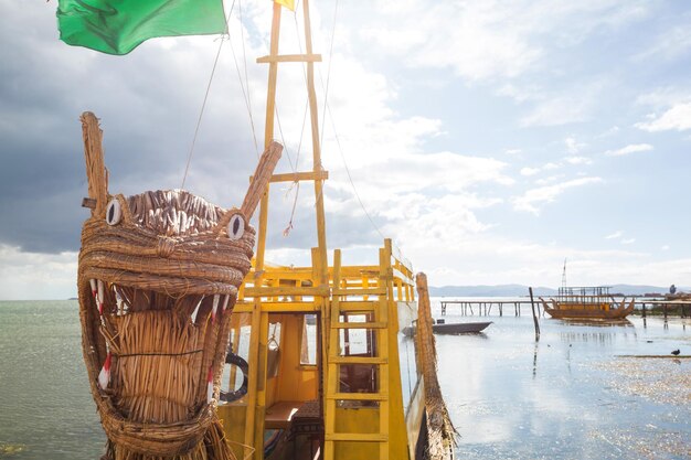 Foto el barco en titicaca