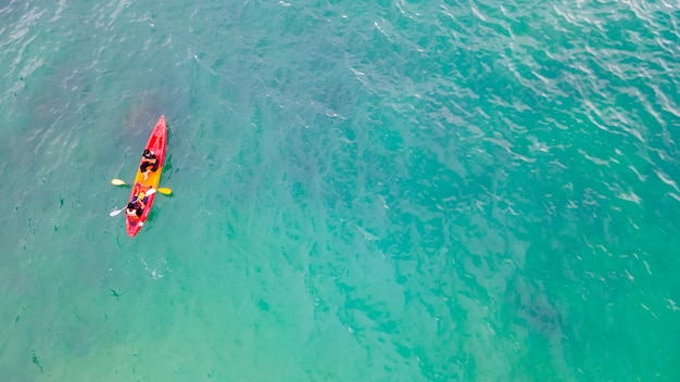 Barco turístico na ilha de Phuket Tailândia