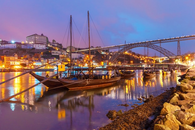 Barcos Rabelo no Rio Douro, Porto, Portugal.