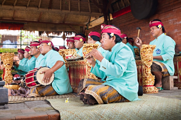 Barong dance shaow