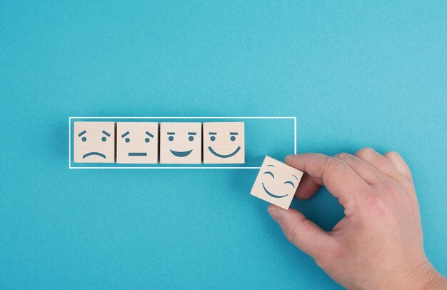 Barra de carga con caras felices y tristes evaluación de calificación de negocios y servicios concepto de marketing
