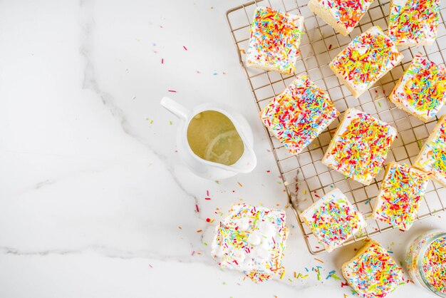 Barras de galletas de azúcar esmeriladas