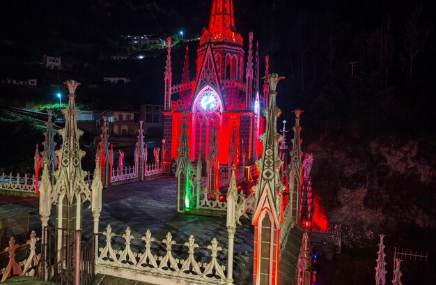 Basílica à noite