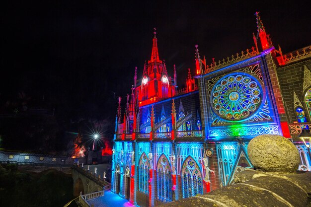 Basílica à noite