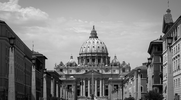 Basílica contra o céu