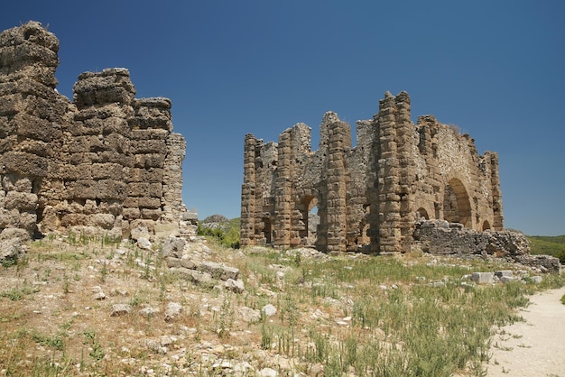 Basílica da cidade antiga de Aspendos em Antalya Turkiye