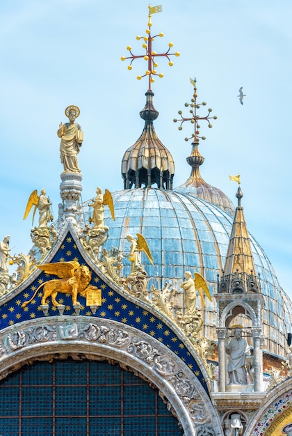 Basílica de São Marcos closeup edifício renascentista de Veneza It