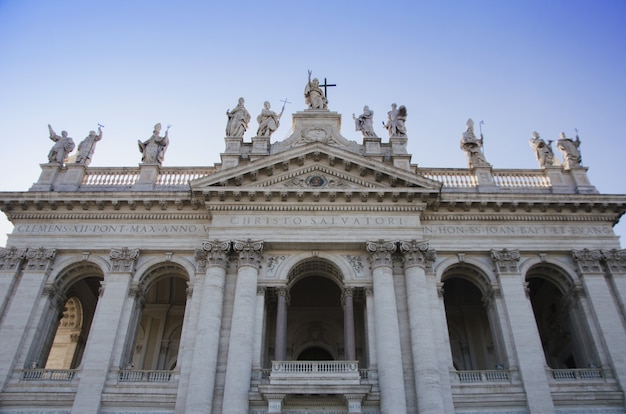 Basílica de Letrán. Iglesia catedral en la ciudad de Roma