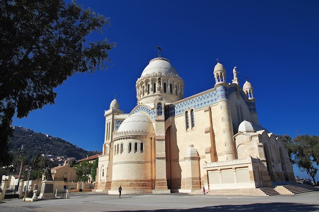 Basílica de Notre Dame de África en Argelia