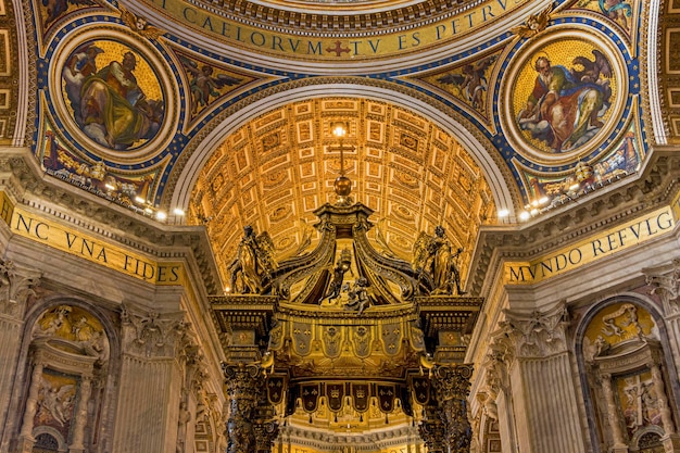 Basílica de San Pedro en el Vaticano Roma