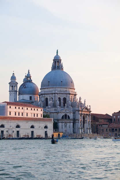 La Basílica de Santa María de la Salud en Venecia