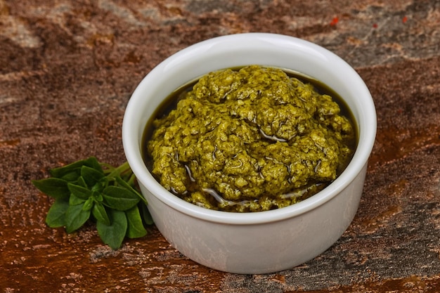 Foto basilikumsauce pesto