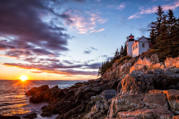 Bass Harbor Leuchtturm bei Sonnenuntergang Acadia National Park