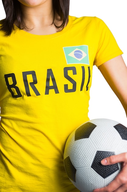 Foto bastante fanático del fútbol en camiseta de brasil