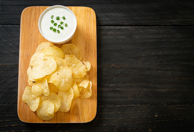 Batata frita com creme de leite