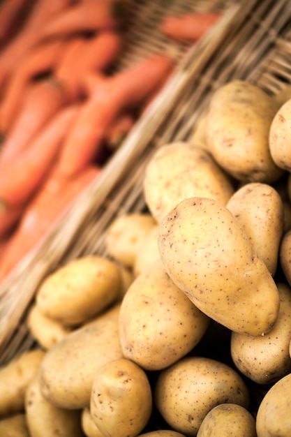 batatas e cenouras