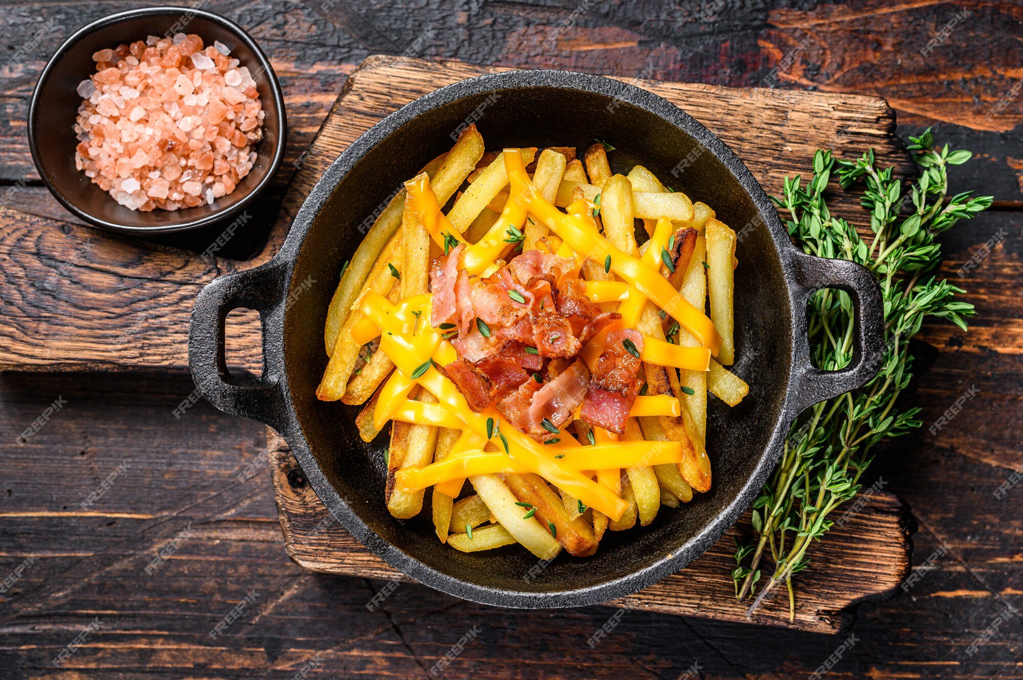 Bacon De Fígado Frito Em Molho De Cebola Com Mosto De Batata Imagem de  Stock - Imagem de alimento, jantar: 183934975