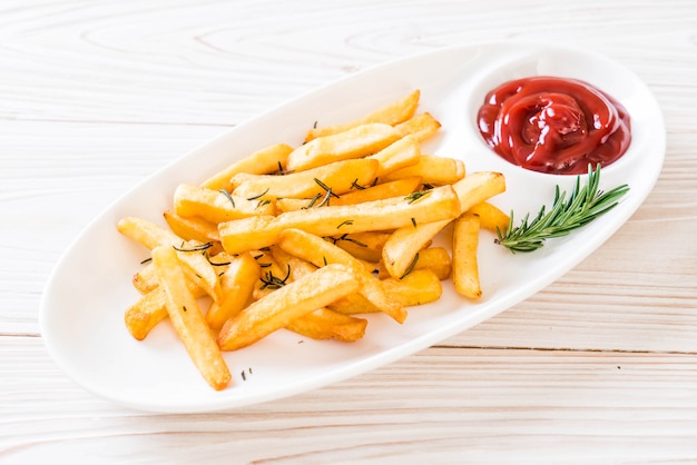 Batatas fritas com molho