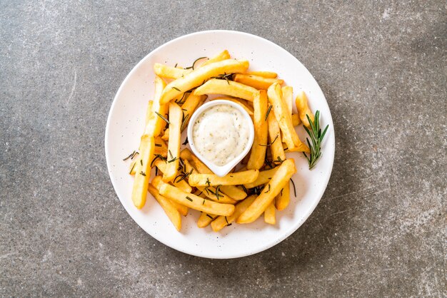 batatas fritas com molho