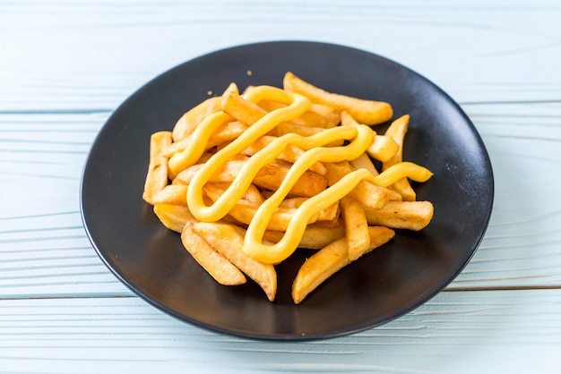 batatas fritas com queijo