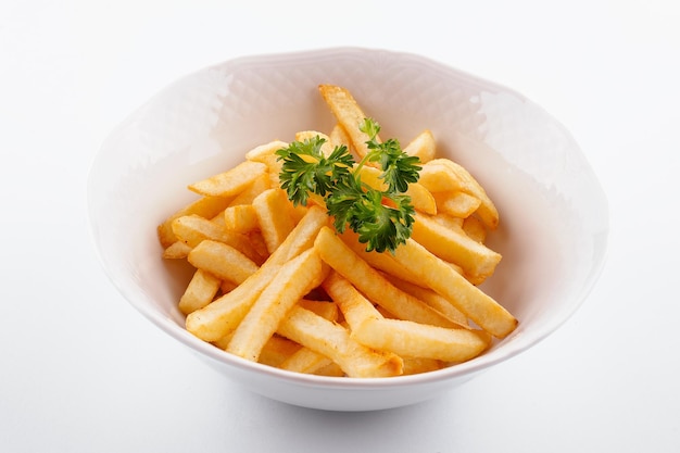 Batatas fritas saborosas batatas fritas na chapa branca