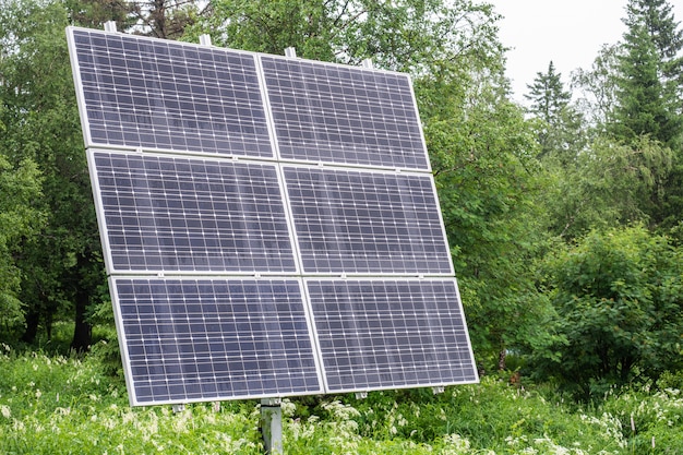 Bateria solar instalada no parque