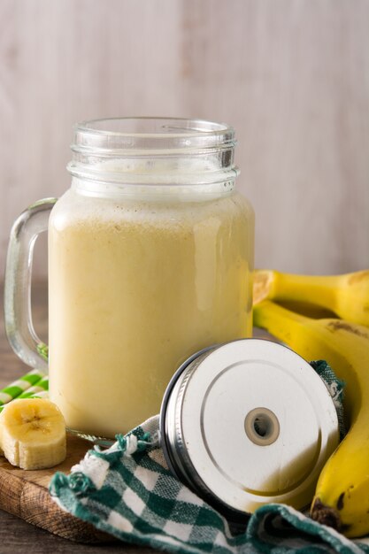 Batido de banana em jar