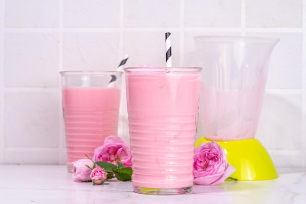 Batido de flor de rosa