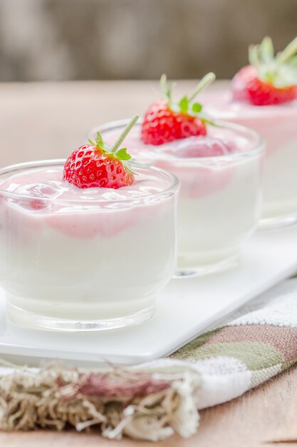 batido de fresa con fresas