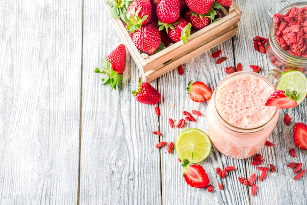 Batido de fresa y goji