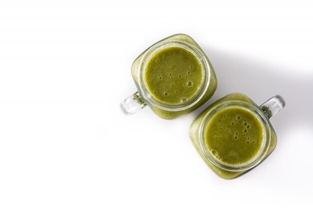 Batido verde saludable en frasco