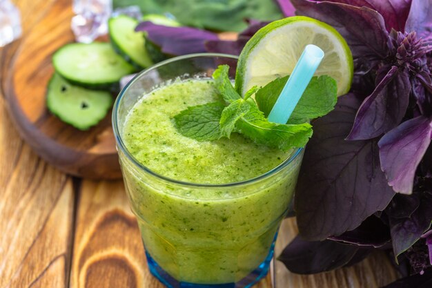 Batido de verduras verde