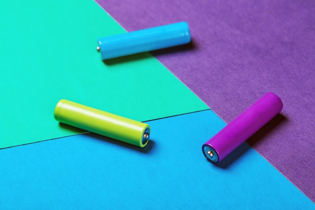 Batterien unterschiedlicher Farbe