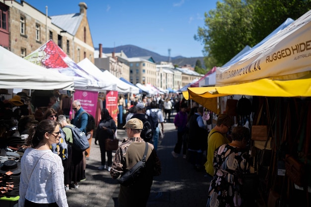 Bauernmarkt in einer Stadt Hobart Markt mit Touristen in Australien