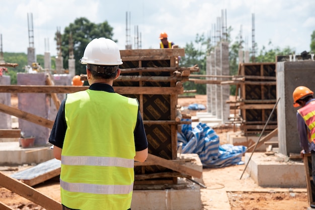 Bauingenieurinspektion Fortschritt Bauarbeiten