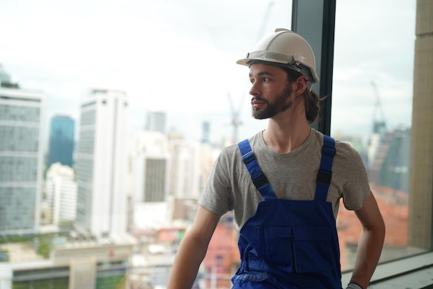 Baumeister auf der Baustelle