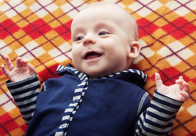 Foto bebê, sorriso feliz, bom dia