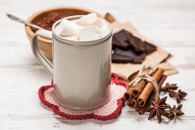 Bebida de cacao con malvaviscos