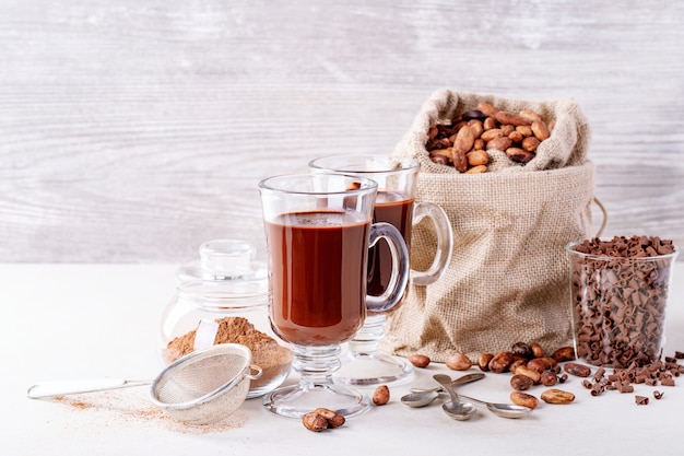 Bebida de chocolate quente caseiro