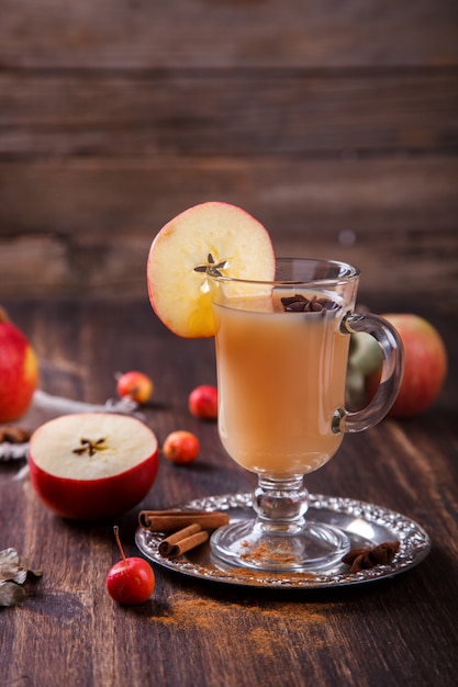 Bebida de cidra de maçã, suco, cidra com especiarias