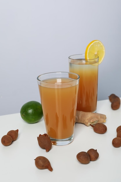 Bebida dulce fresca jugo de tamarindo bebida sabrosa para refrescarse