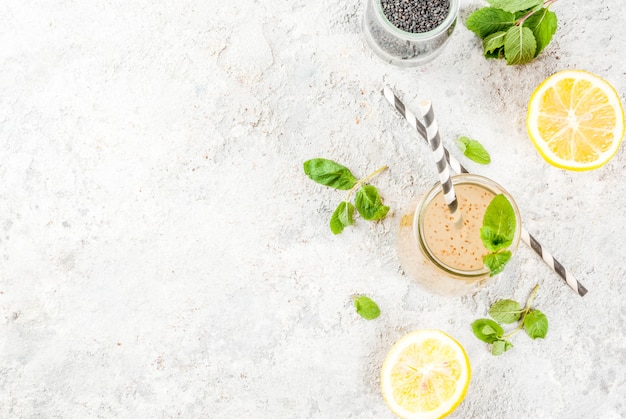 Bebida energética natural, chia fresca, água com infusão ou limonada