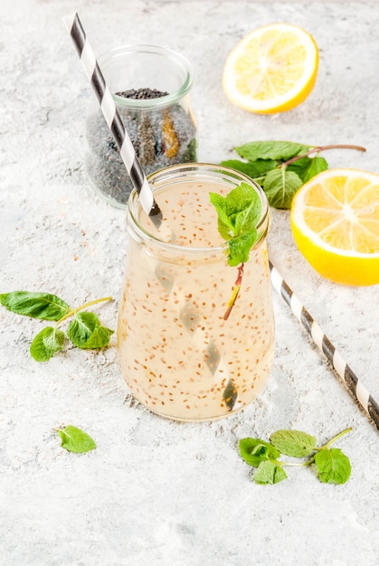 Bebida energética natural, chia fresca, água com infusão ou limonada