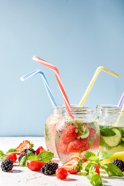 Bebida refrescante de vitaminas com frutas