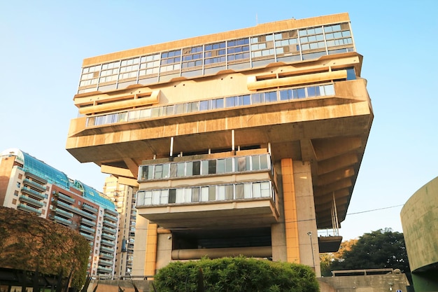 Beeindruckende Fassade der argentinischen Nationalbibliothek in Buenos Aires, Argentinien