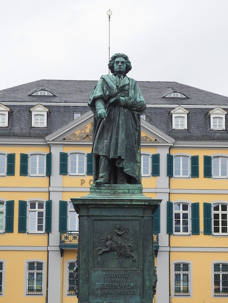 Beethoven Denkmal (1845) en Bonn