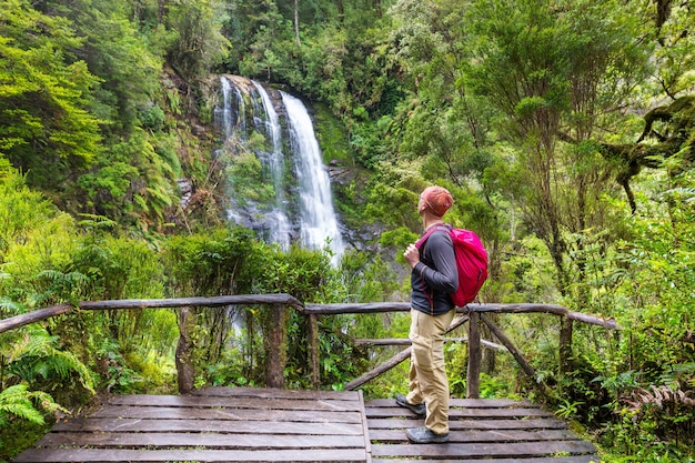 Bela cachoeira no Chile, América do Sul.